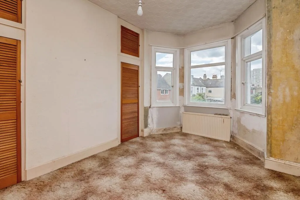 3 bed Semi-Detached