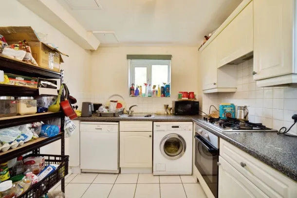 2 bed Ground Flat
