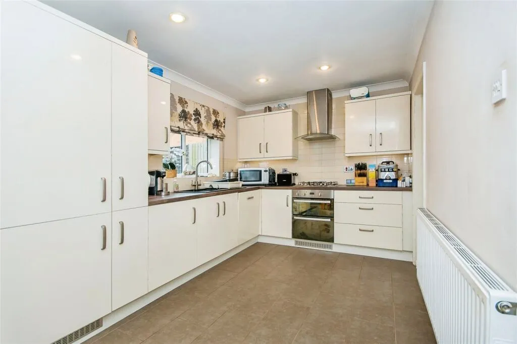 3 bed Detached