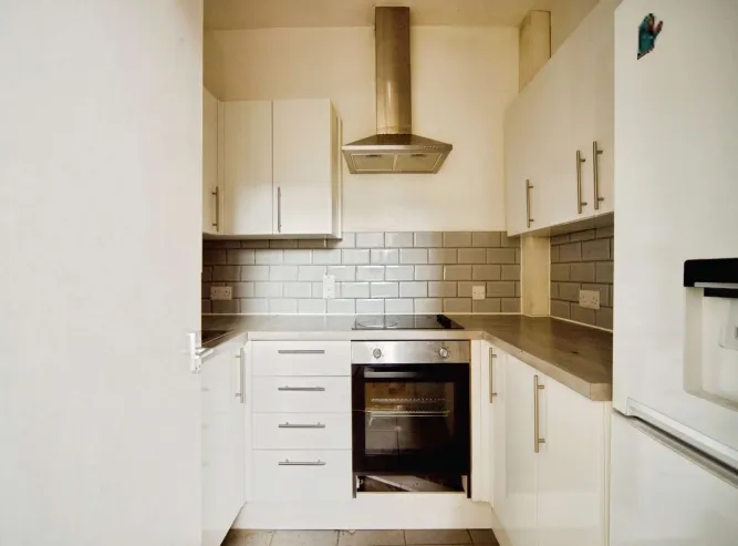 4 bed Apartment