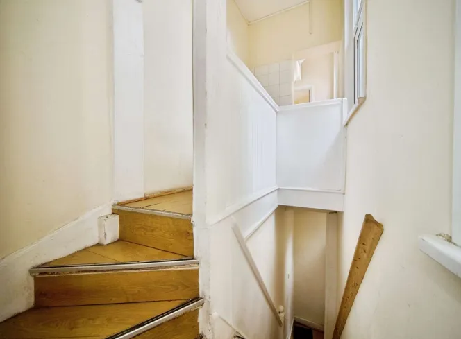 4 bed Apartment