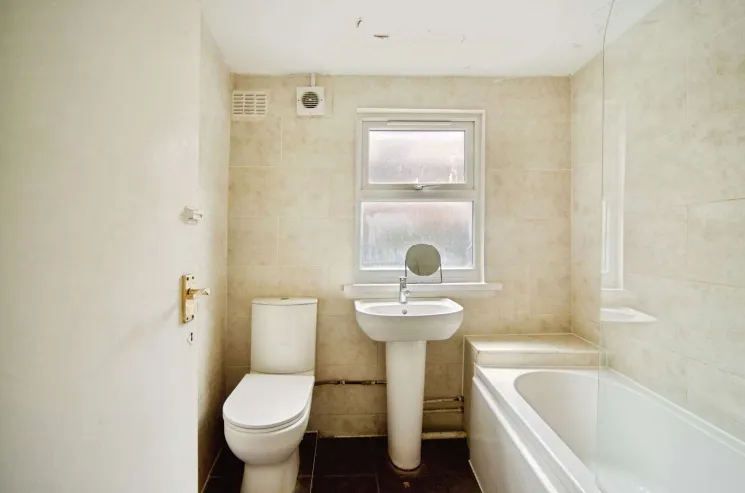 4 bed Apartment