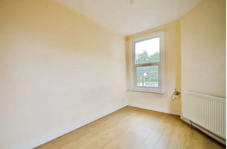 4 bed Apartment