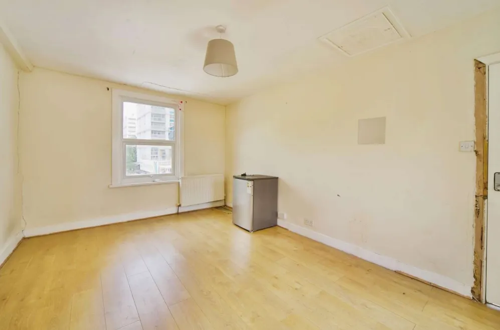 4 bed Apartment