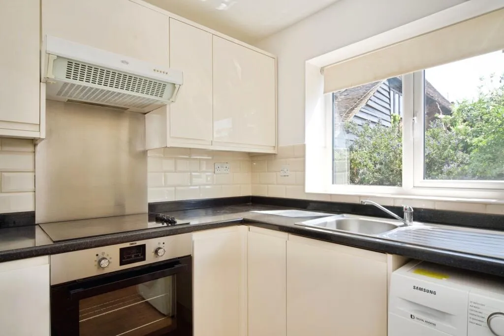 2 bed Apartment