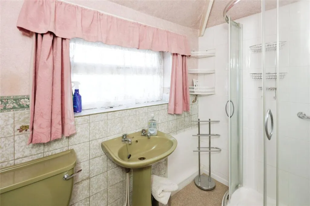 3 bed Semi-Detached