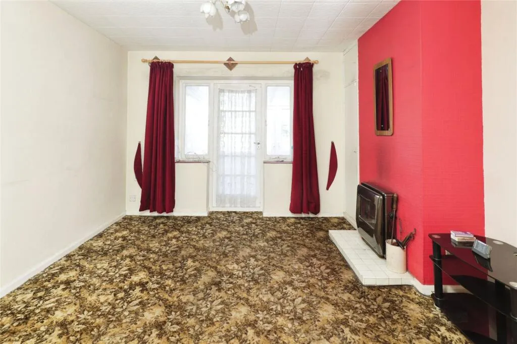 3 bed Semi-Detached