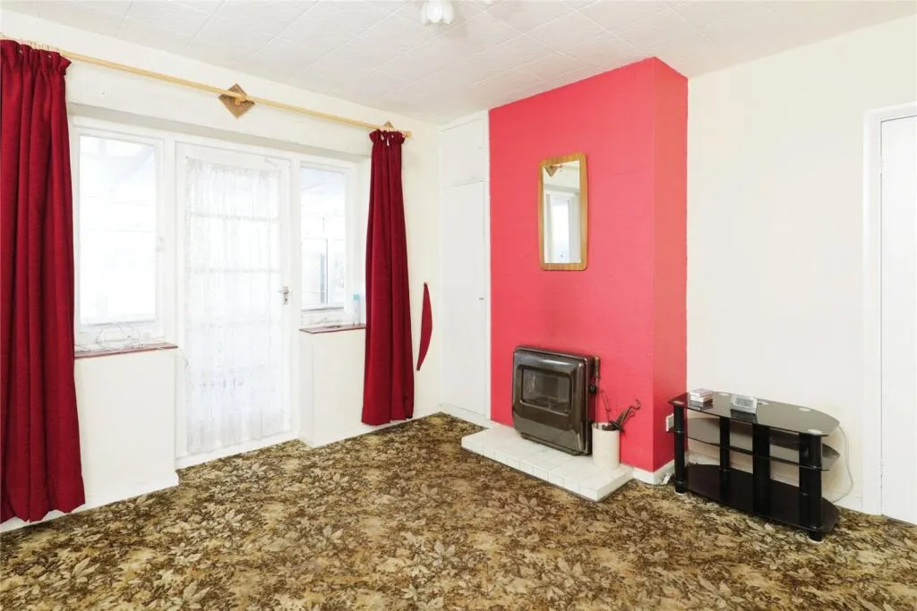 3 bed Semi-Detached