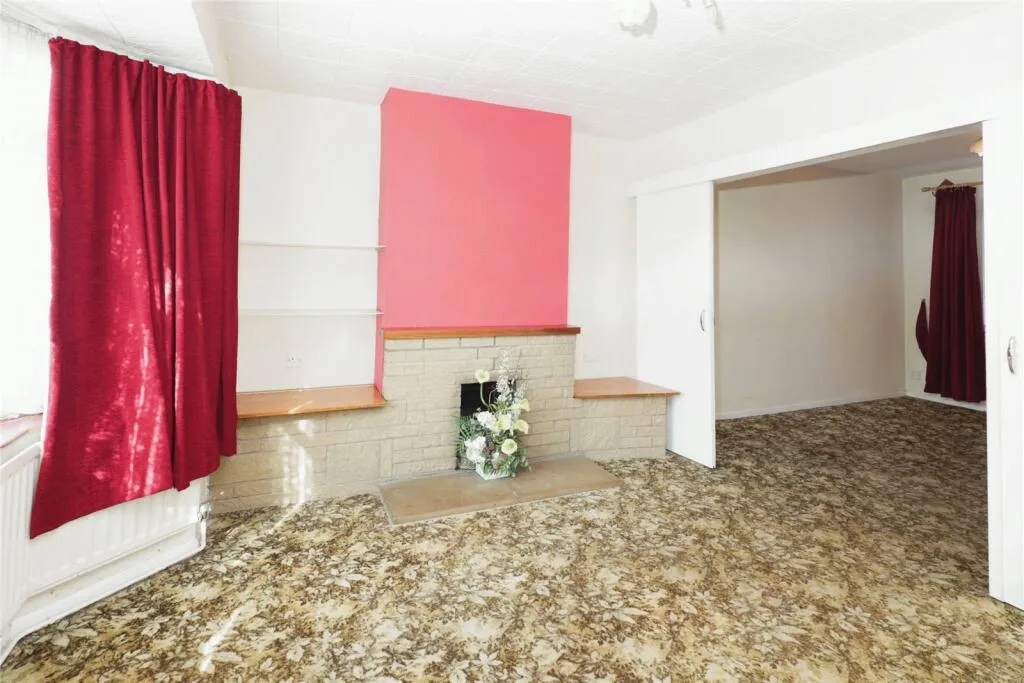 3 bed Semi-Detached
