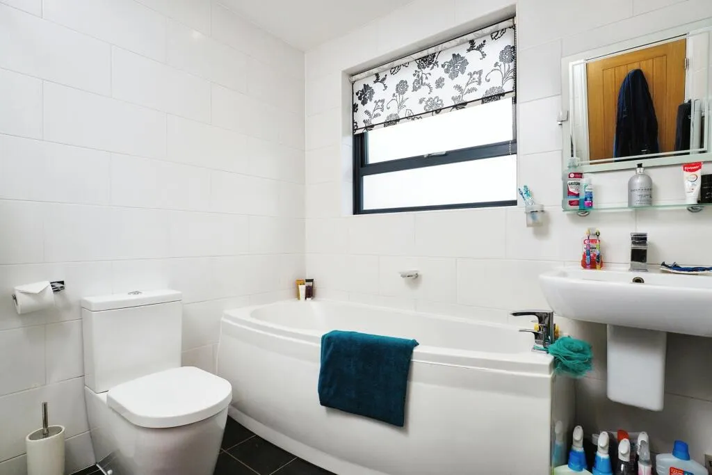 3 bed Detached