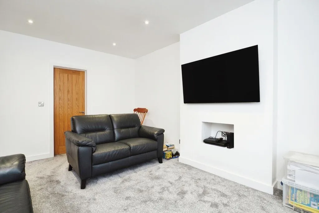 3 bed Detached
