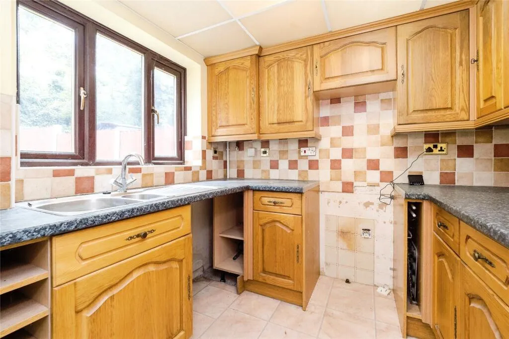 2 bed House