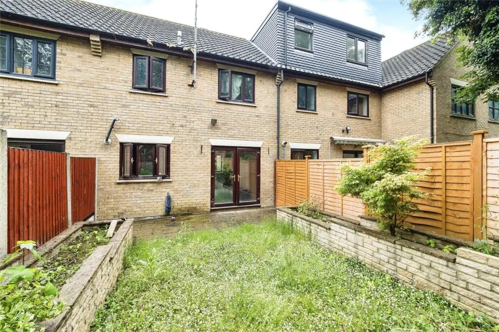 2 bed House