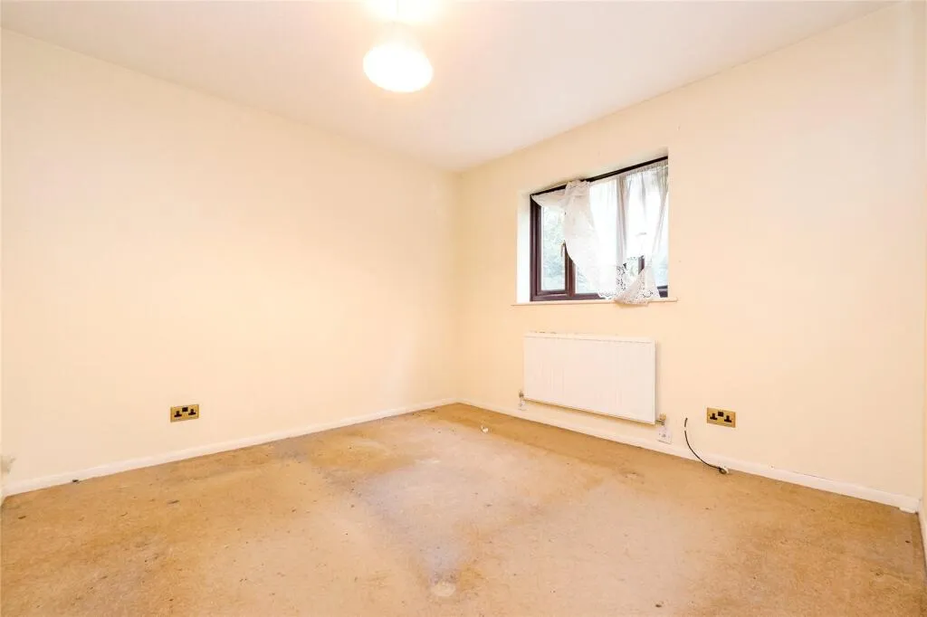 2 bed House