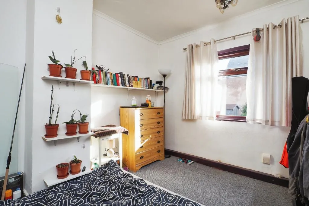 2 bed End of Terrace