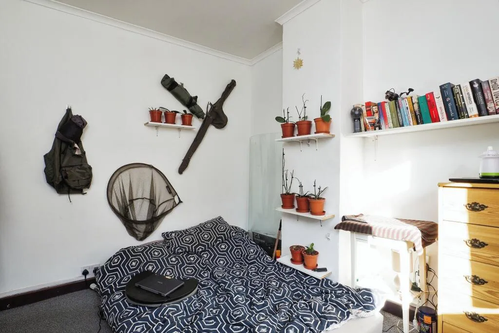2 bed End of Terrace