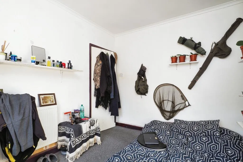2 bed End of Terrace