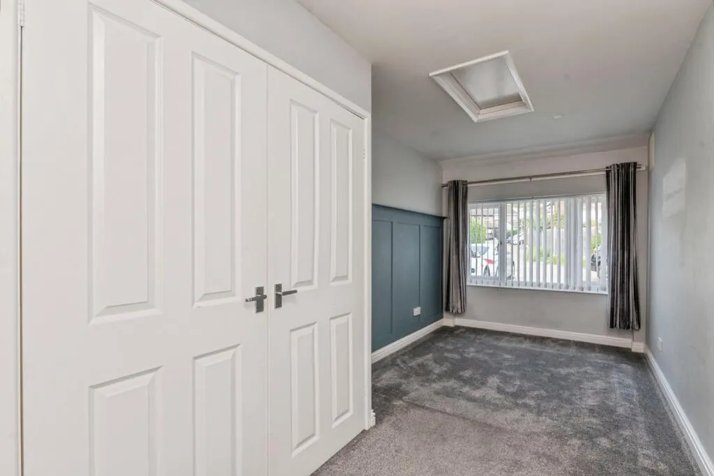 4 bed Terraced