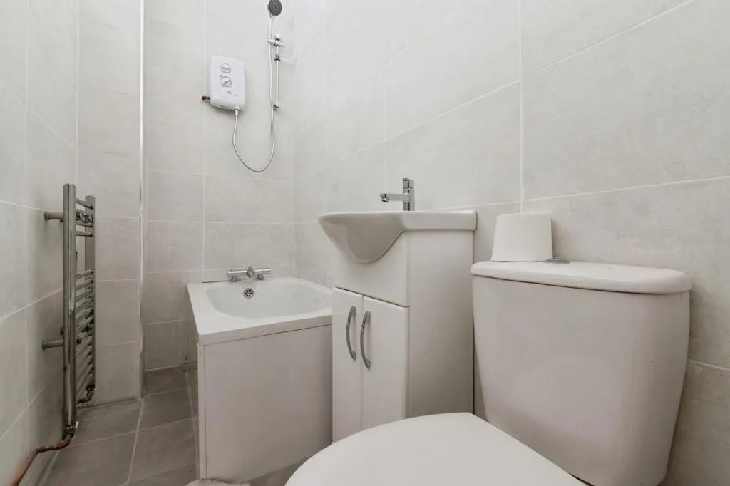 2 bed Ground Flat