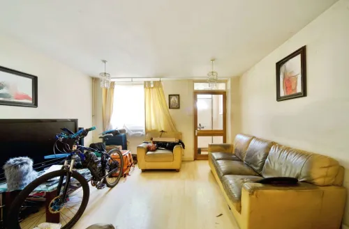 3 bed Ground Maisonette