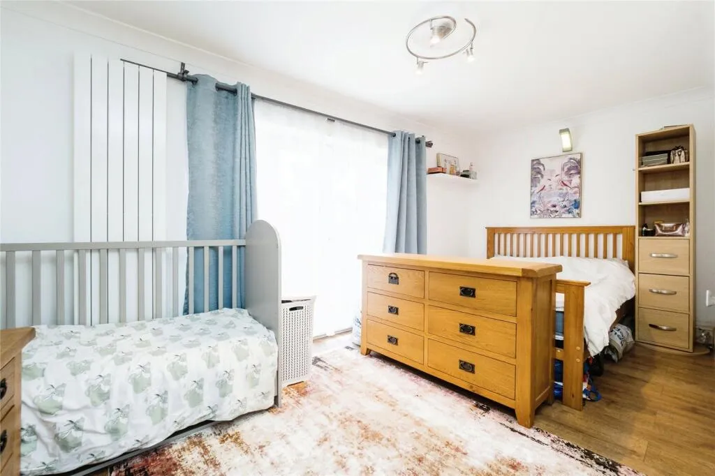 2 bed Apartment