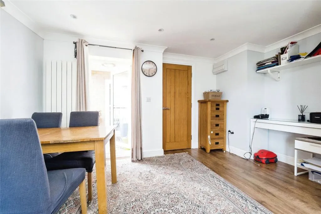 2 bed Apartment