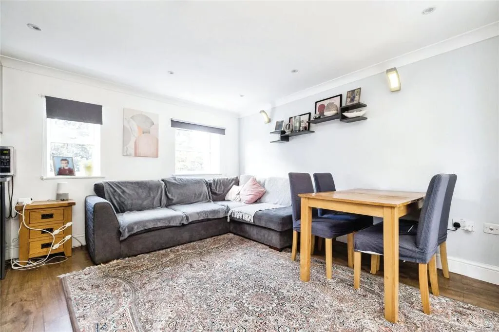 2 bed Apartment