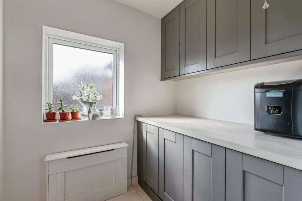 3 bed Detached Bungalow