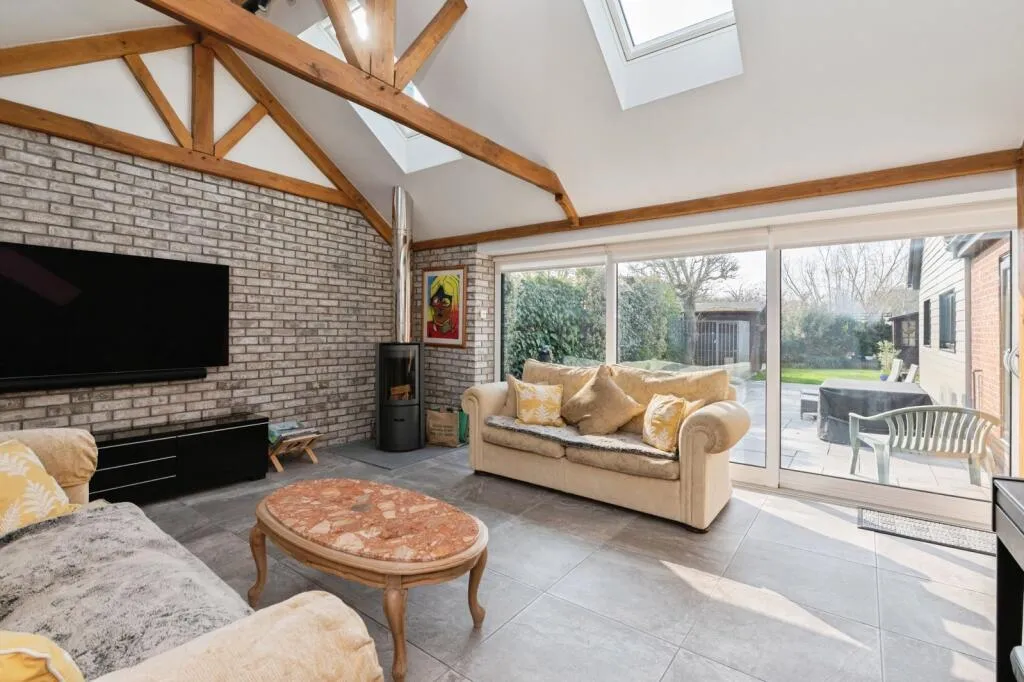 3 bed Detached Bungalow