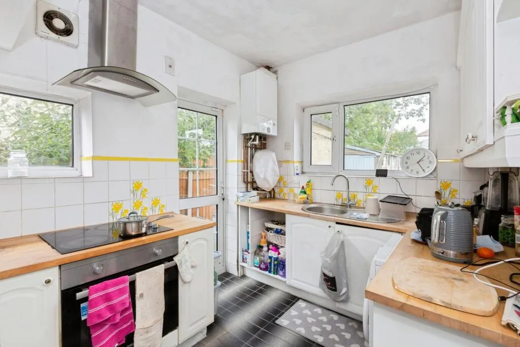 3 bed Semi-Detached