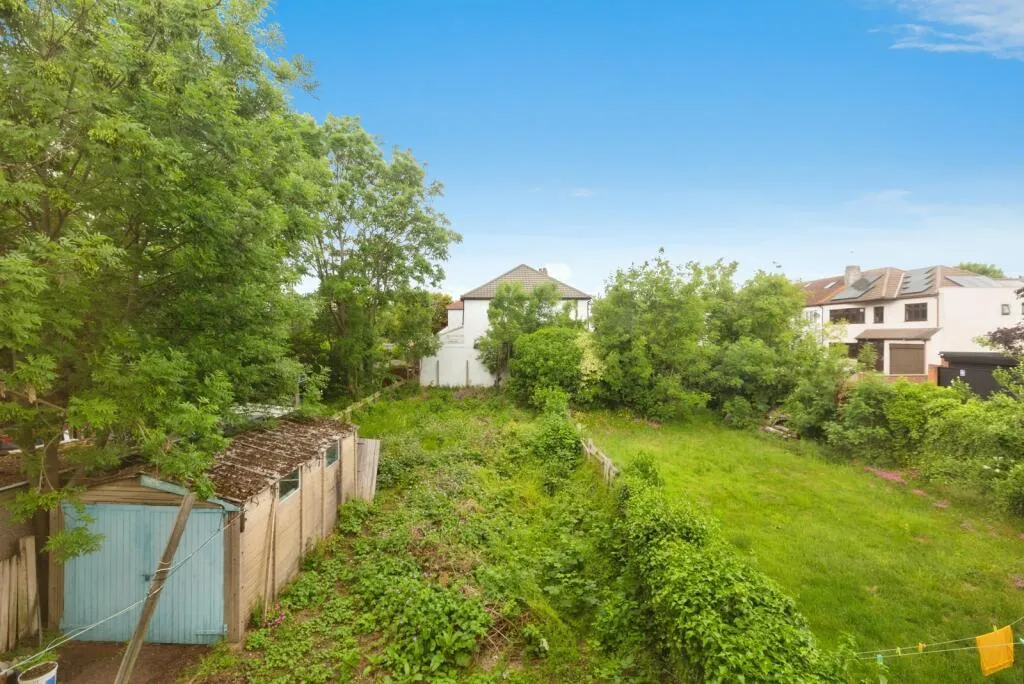3 bed Semi-Detached