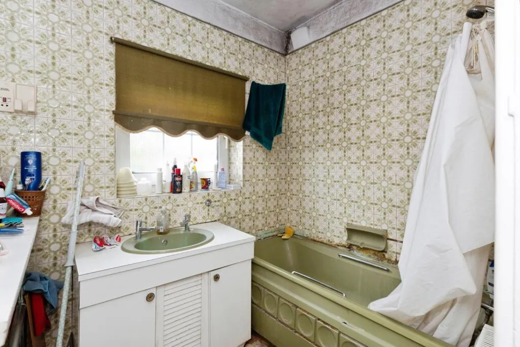 3 bed Semi-Detached