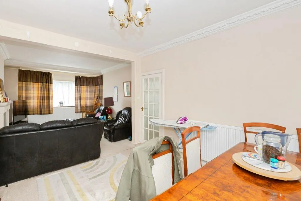 3 bed Semi-Detached