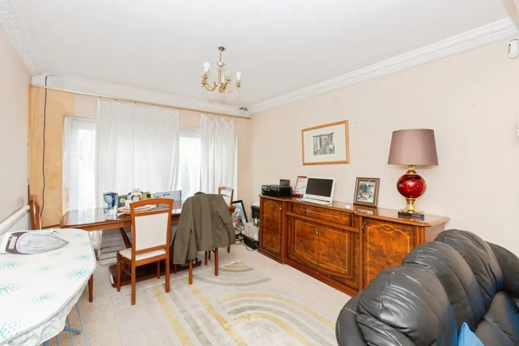 3 bed Semi-Detached