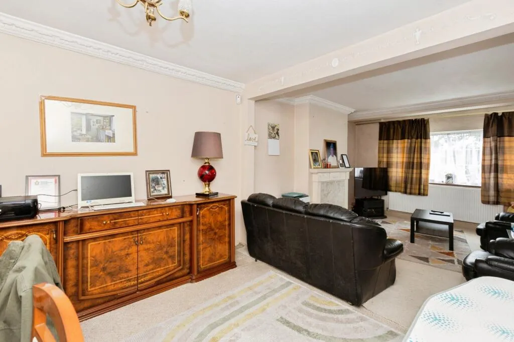 3 bed Semi-Detached