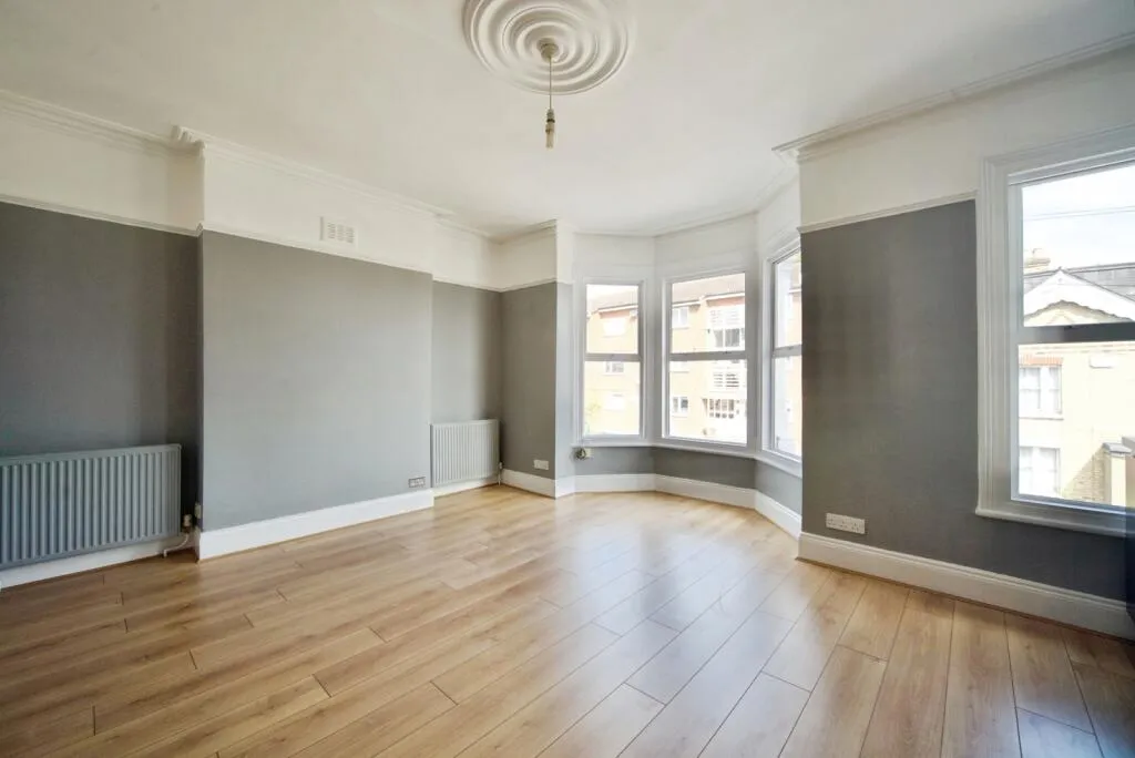 2 bed Apartment