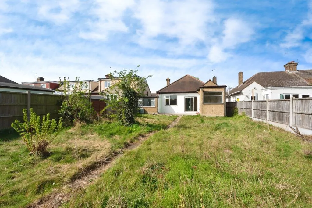 3 bed Detached Bungalow