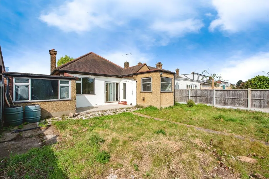 3 bed Detached Bungalow