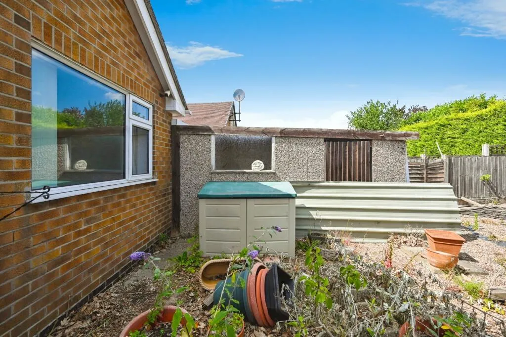 2 bed Bungalow