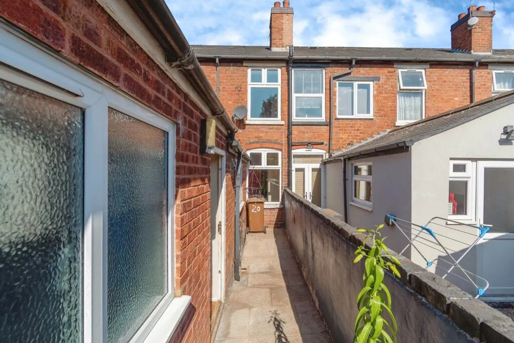 2 bed Terraced