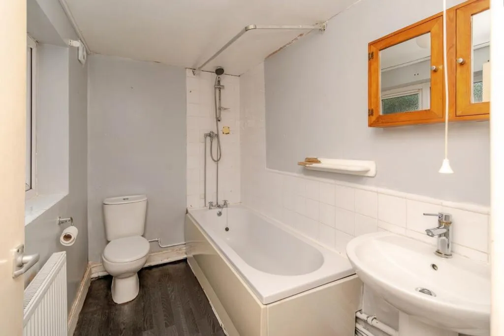2 bed Terraced