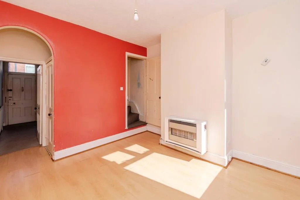 2 bed Terraced