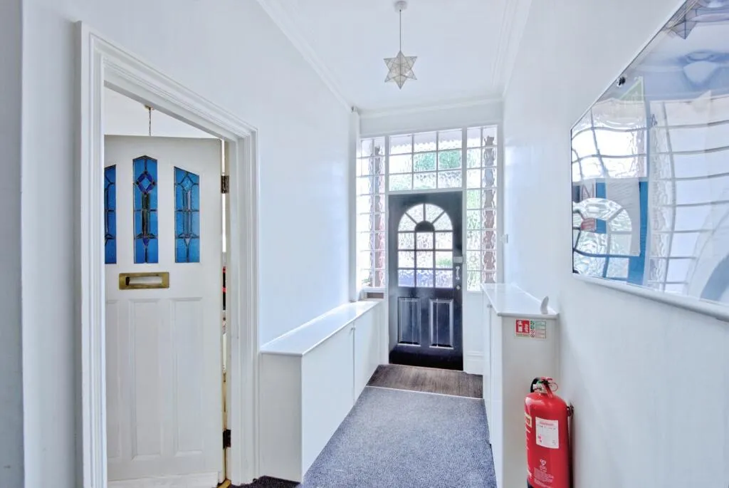 2 bed Apartment