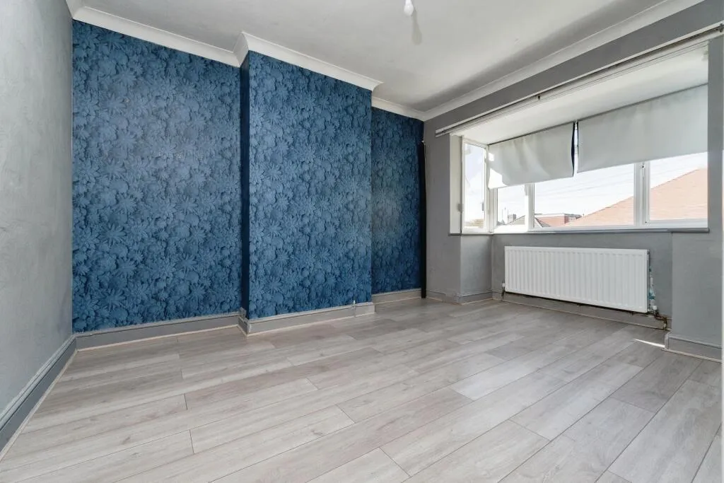2 bed Semi-Detached Bungalow
