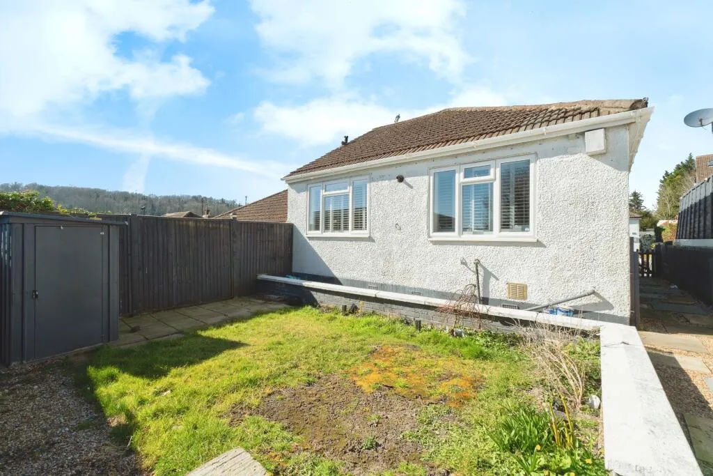 2 bed Semi-Detached Bungalow