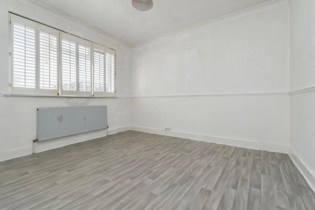 2 bed Semi-Detached Bungalow