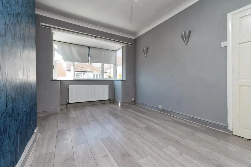 2 bed Semi-Detached Bungalow