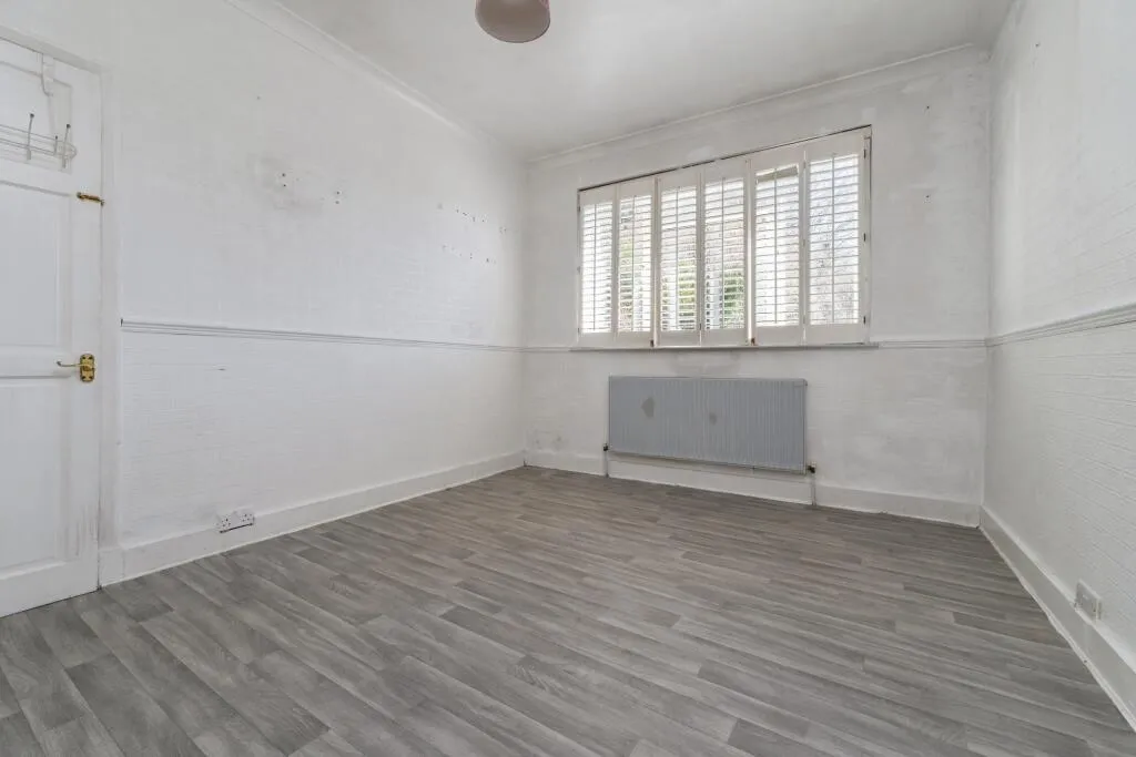 2 bed Semi-Detached Bungalow