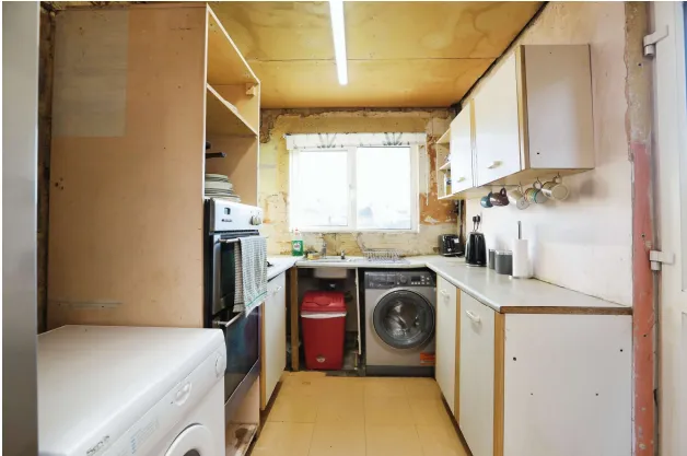 5 bed Semi-Detached
