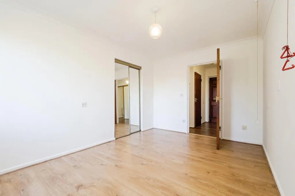 1 bed Apartment